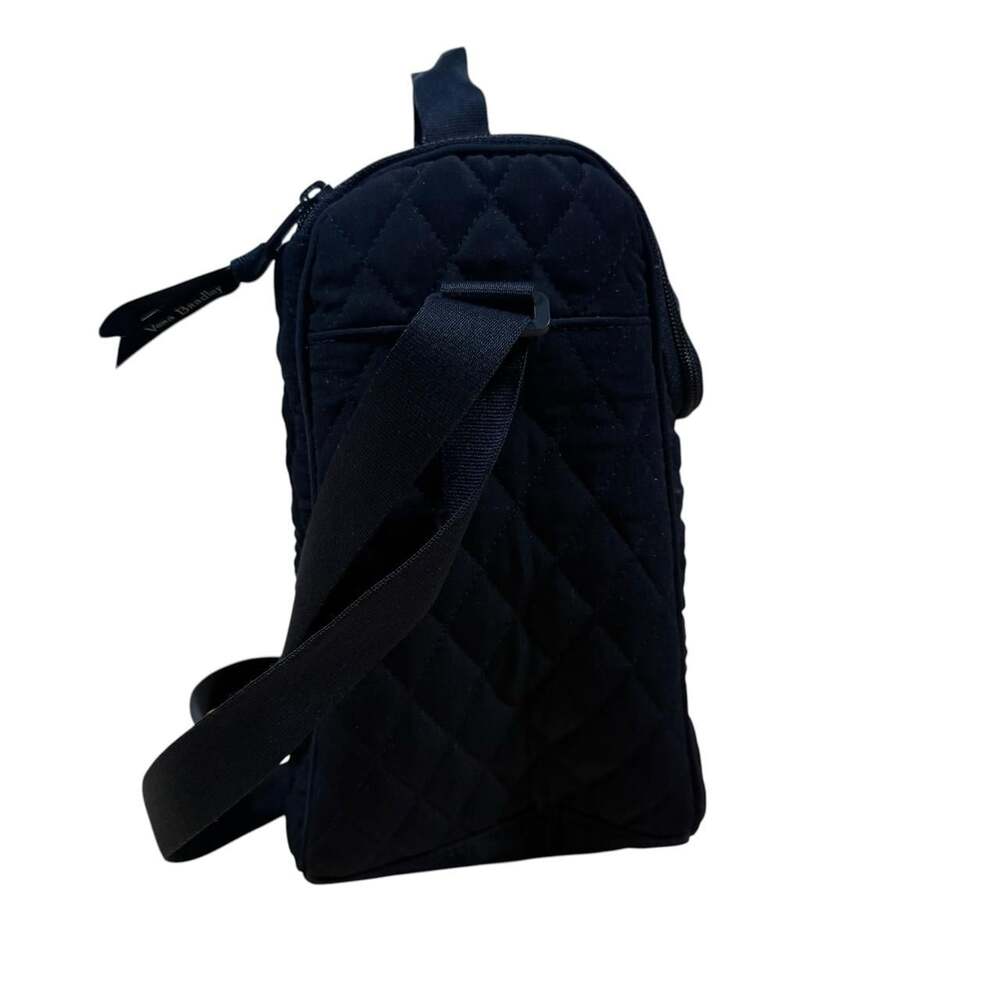 Vera Bradley Navy Blue Quilted Lunch Bag Adjustable Strap Insulated 10" Zip Clos - Picture 3 of 8